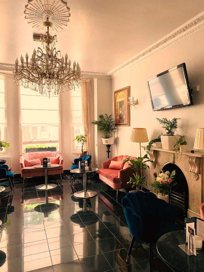 My Place Hotel Londra Exterior foto